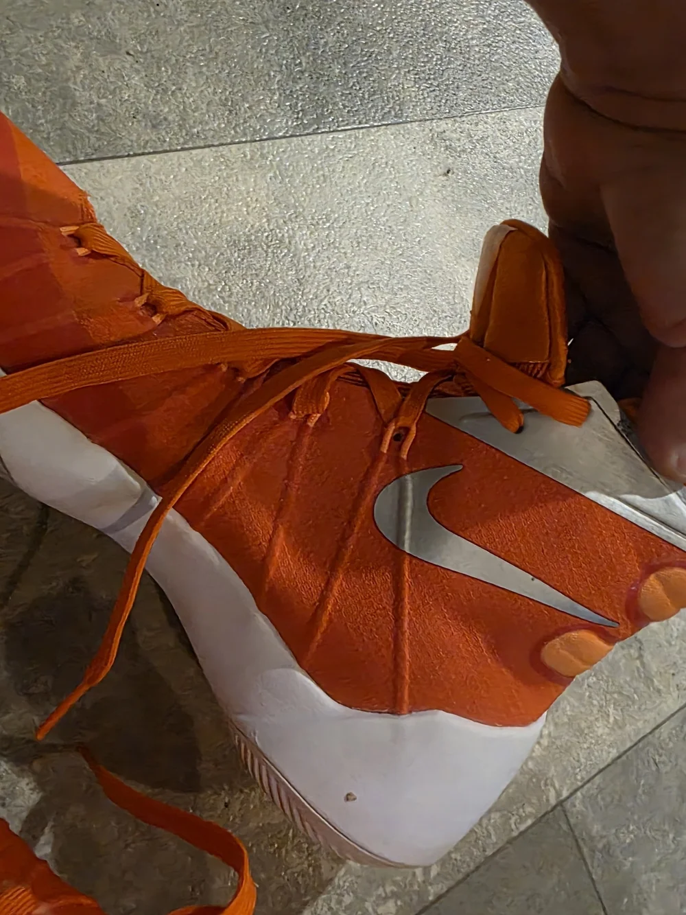 Nike Men’s Zoom 2015 Hyperdunk High Top Sneakers Blaze Orange 10.5
